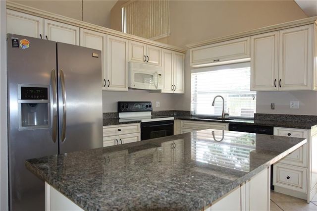 3524 NW 73rd Way, Coral Springs, FL 33065