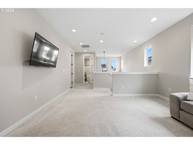 27621 Sw ALDER Ln, Wilsonville, OR 97070