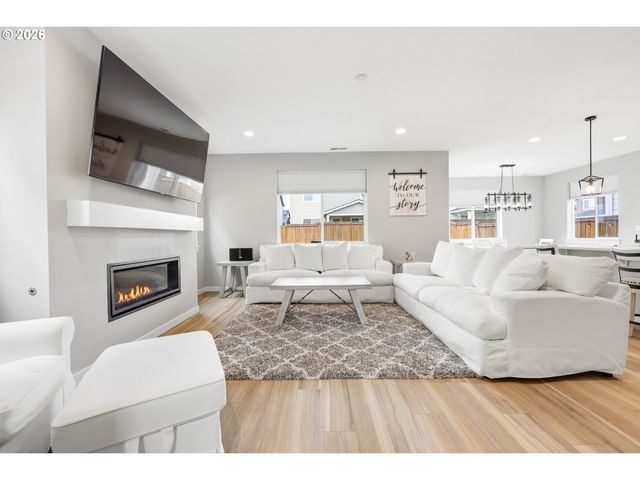 27621 Sw ALDER Ln, Wilsonville, OR 97070