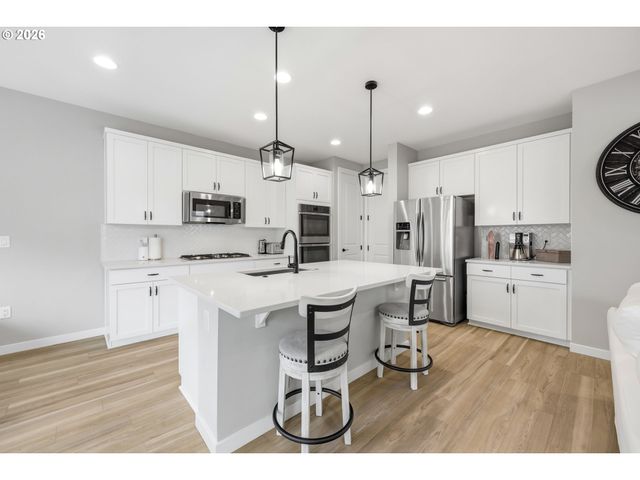 27621 Sw ALDER Ln, Wilsonville, OR 97070