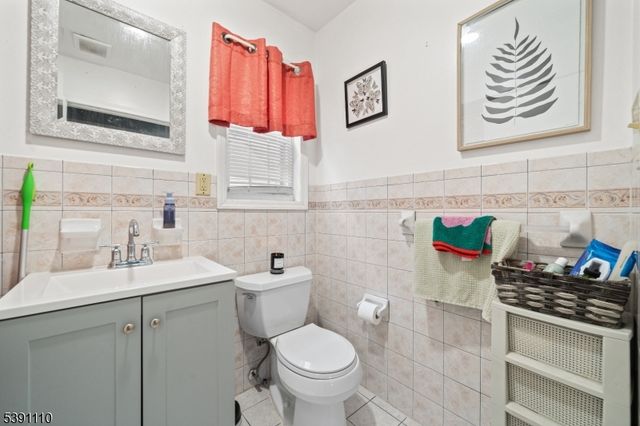 1161 67Th St, North Bergen Twp., NJ 07047