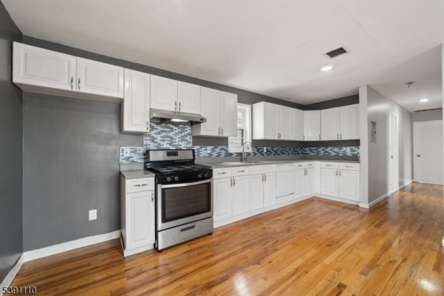 1161 67Th St, North Bergen Twp., NJ 07047