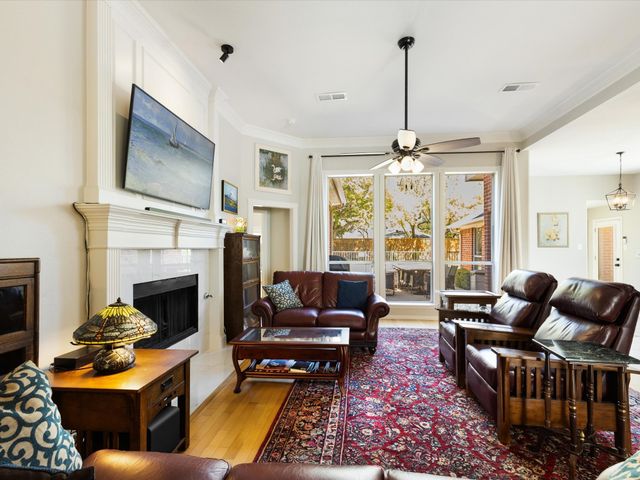 6207 Millwood Court, Arlington, TX 76016