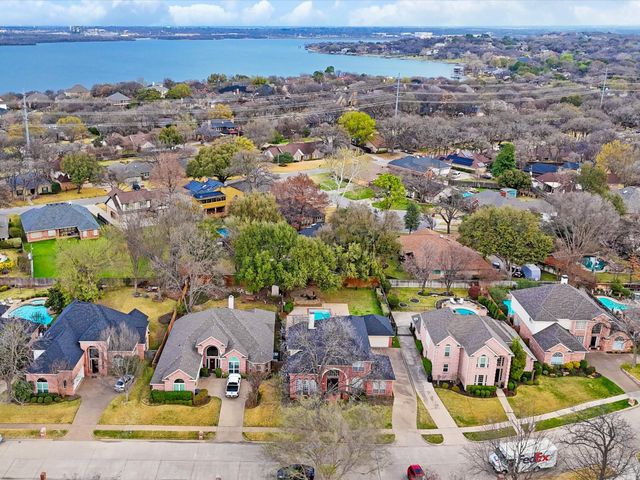 6207 Millwood Court, Arlington, TX 76016