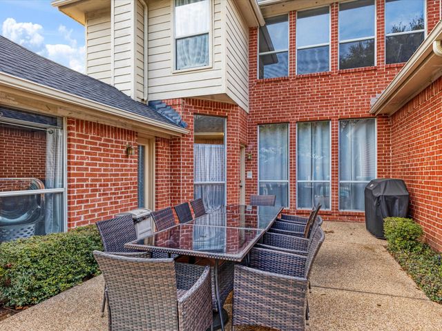 6207 Millwood Court, Arlington, TX 76016