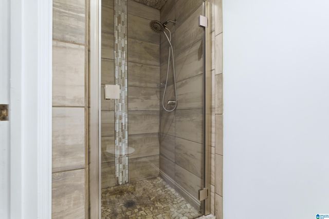 814 WILLOW OAK DRIVE, Hoover, AL 35244