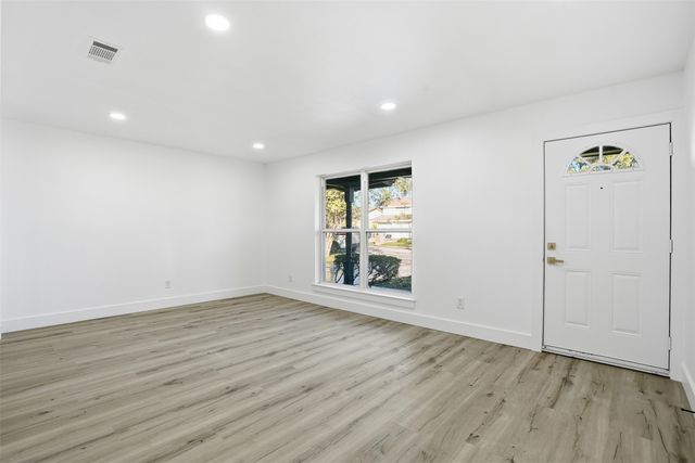 3848 Oak Haven Drive, Forest Hill, TX 76119