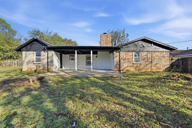 3848 Oak Haven Drive, Forest Hill, TX 76119