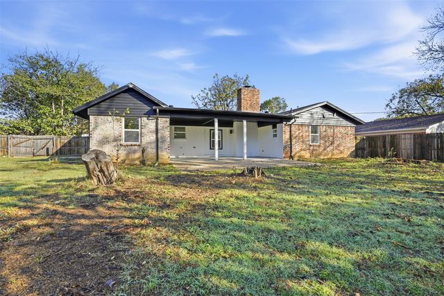 3848 Oak Haven Drive, Forest Hill, TX 76119