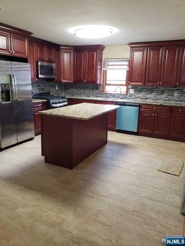 85 Linden Avenue, Elmwood Park, NJ 07407