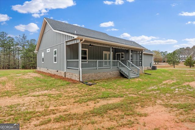 496 Mary Drive, Roanoke, AL 36274