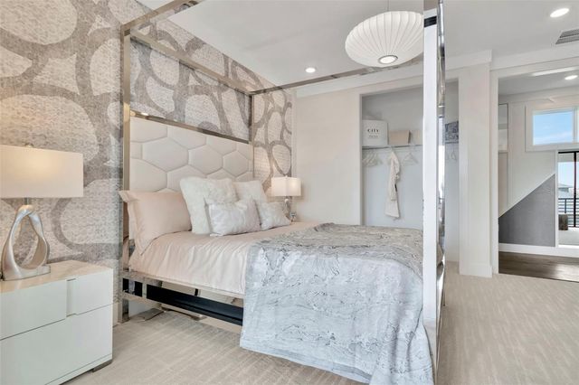 10757 TORCHWOOD SEA WAY, San Antonio, FL 33576