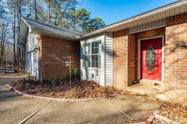 4 Narcisco Cir, Hot Springs Village, AR 71909