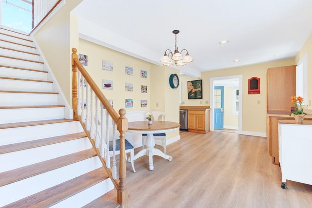 138 County Road, North Falmouth, MA 02556