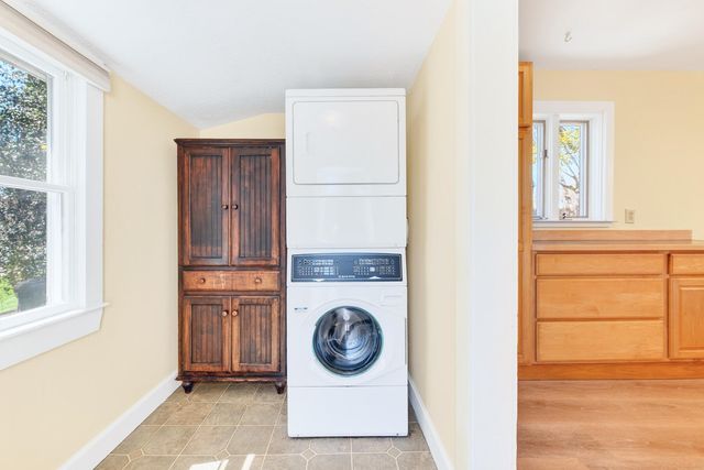 138 County Road, North Falmouth, MA 02556