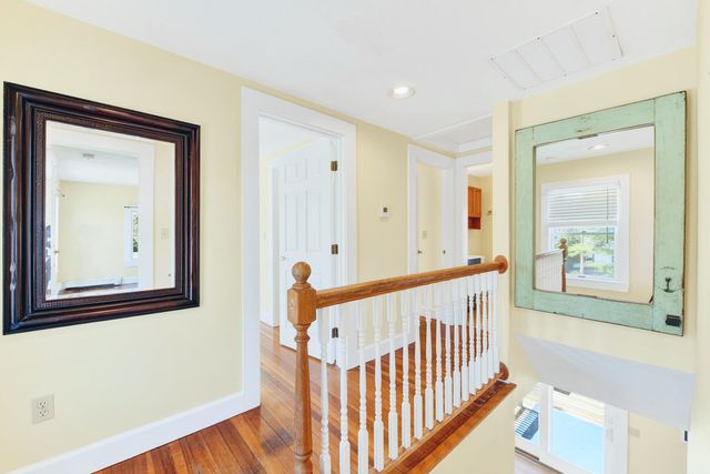 138 County Road, North Falmouth, MA 02556