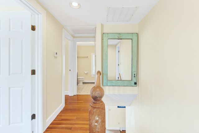 138 County Road, North Falmouth, MA 02556