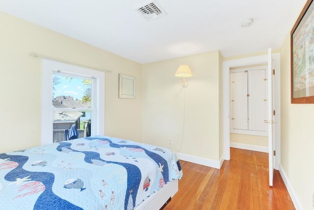 138 County Road, North Falmouth, MA 02556