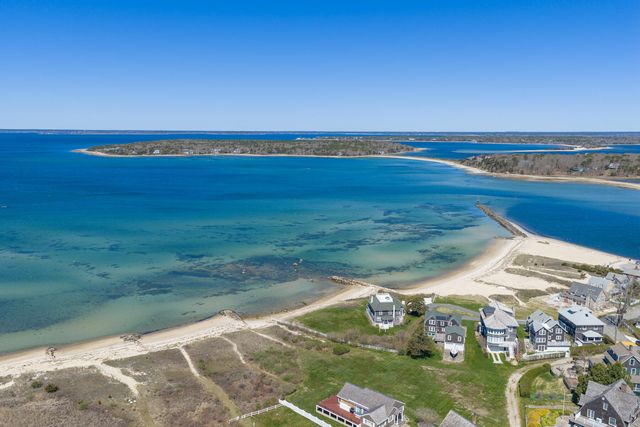 138 County Road, North Falmouth, MA 02556