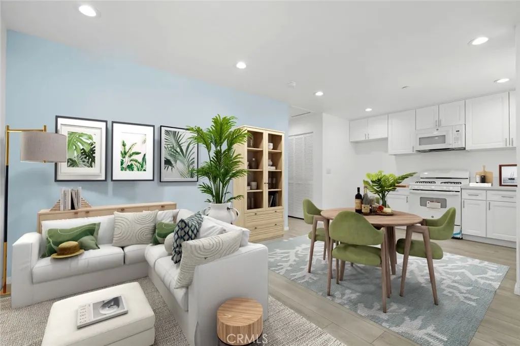 14257 Magnolia, Sherman Oaks, CA 91423
