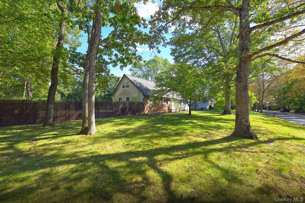 1 Millet Street, Dix Hills, NY 11746 — photo 3
