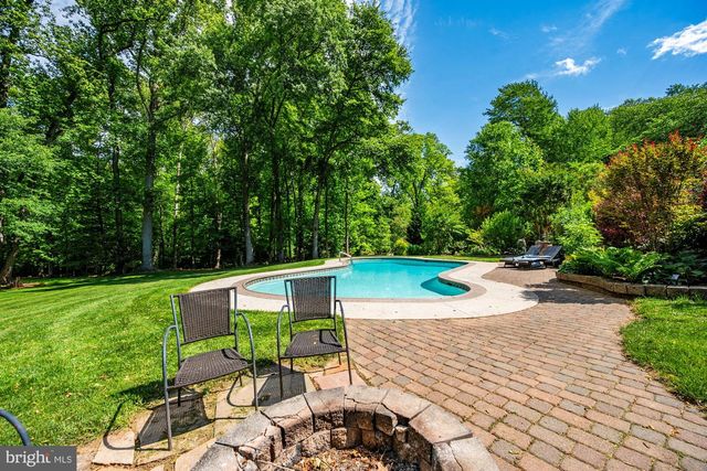 11416 VALE RD, Oakton, VA 22124