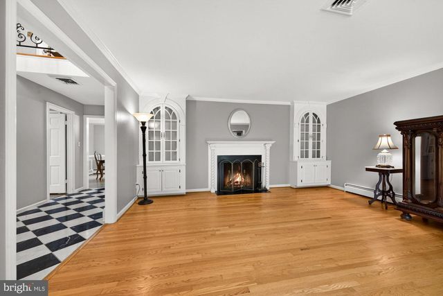 11416 VALE RD, Oakton, VA 22124