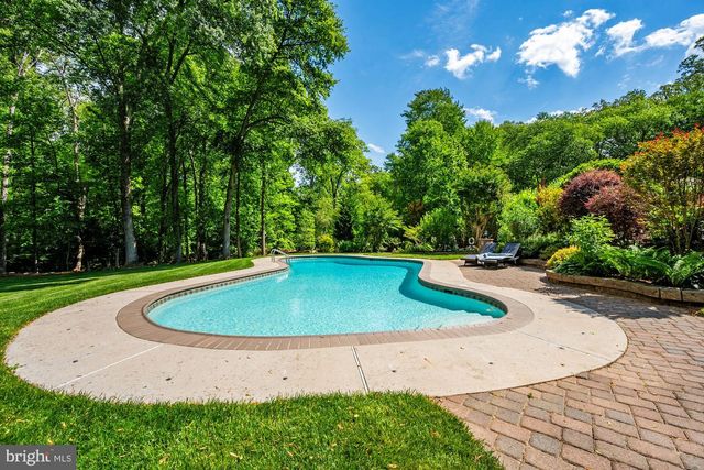 11416 VALE RD, Oakton, VA 22124