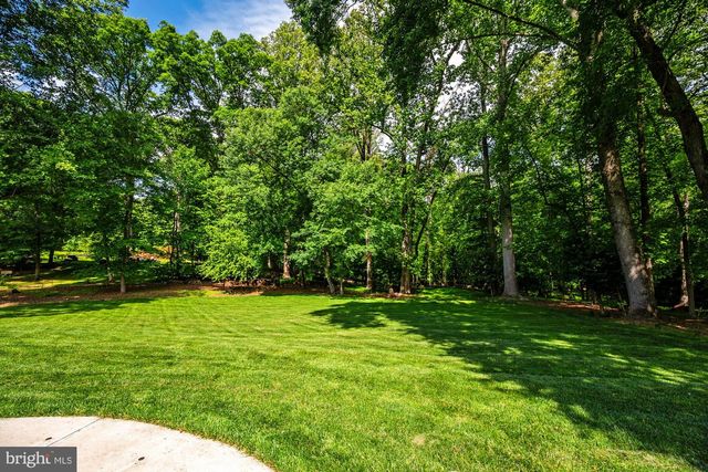 11416 VALE RD, Oakton, VA 22124