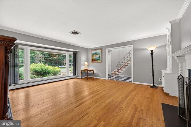 11416 VALE RD, Oakton, VA 22124