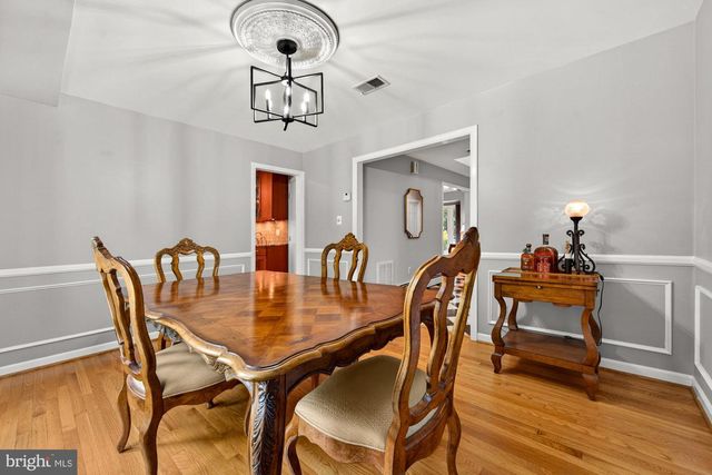 11416 VALE RD, Oakton, VA 22124