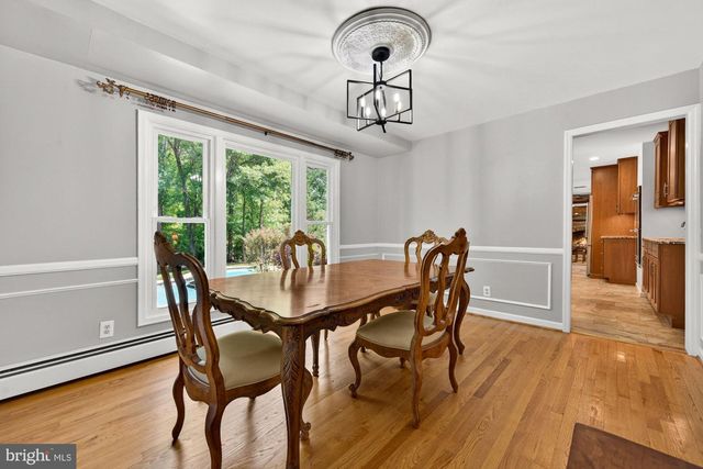 11416 VALE RD, Oakton, VA 22124