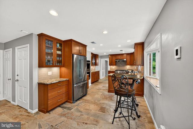 11416 VALE RD, Oakton, VA 22124