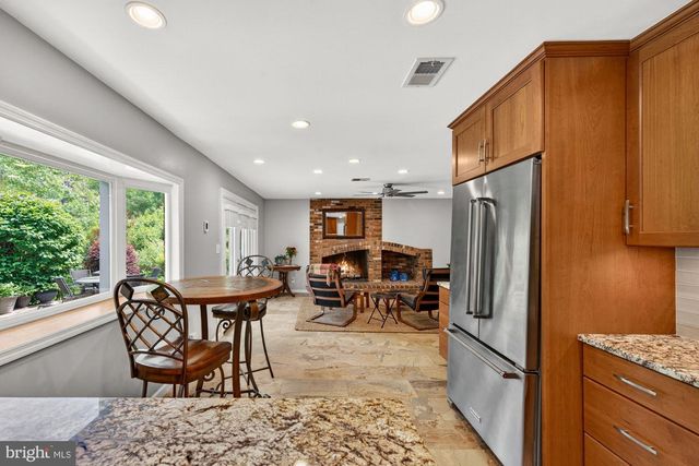 11416 VALE RD, Oakton, VA 22124