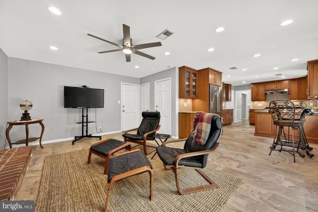 11416 VALE RD, Oakton, VA 22124