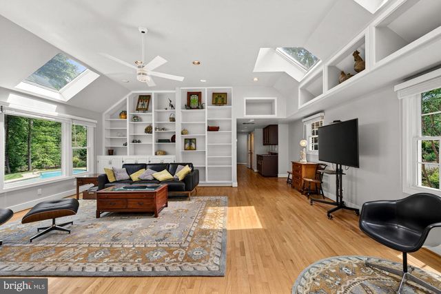 11416 VALE RD, Oakton, VA 22124