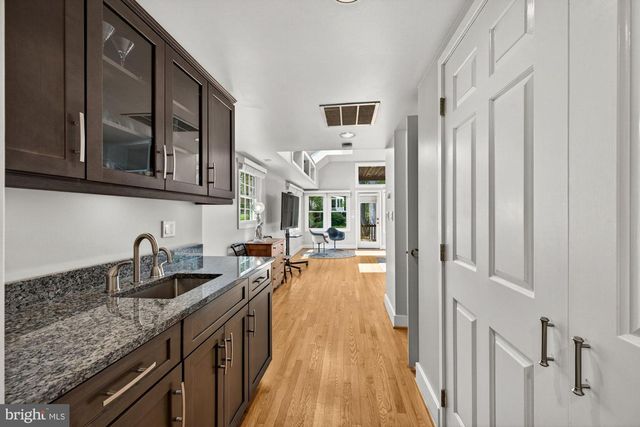 11416 VALE RD, Oakton, VA 22124