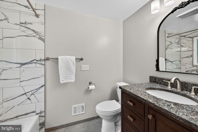 11416 VALE RD, Oakton, VA 22124