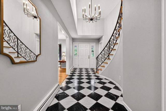 11416 VALE RD, Oakton, VA 22124
