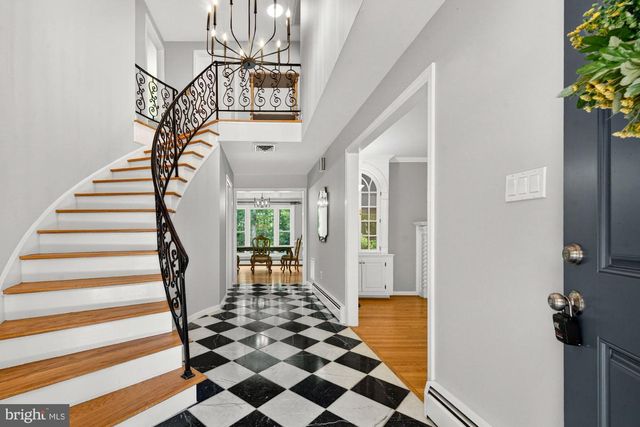 11416 VALE RD, Oakton, VA 22124