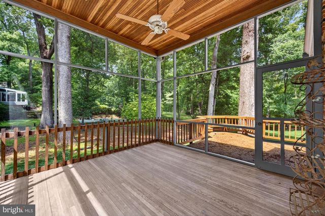 11416 VALE RD, Oakton, VA 22124