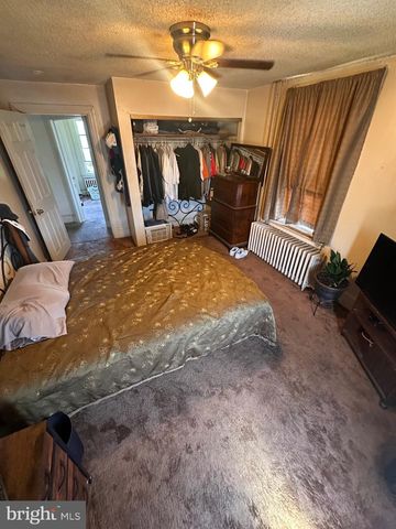 2223 AMOSLAND RD, Holmes, PA 19043