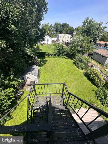 2223 AMOSLAND RD, Holmes, PA 19043