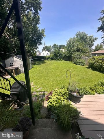 2223 AMOSLAND RD, Holmes, PA 19043