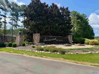 381 Worthington Lane, Guntersville, AL 35976