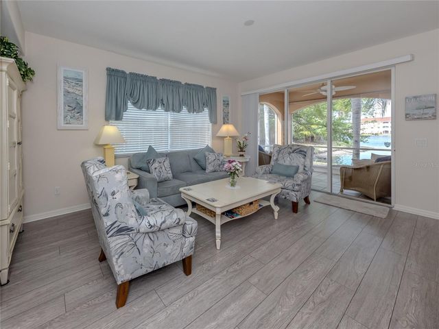 121 N AUBURN ROAD 11, Venice, FL 34292