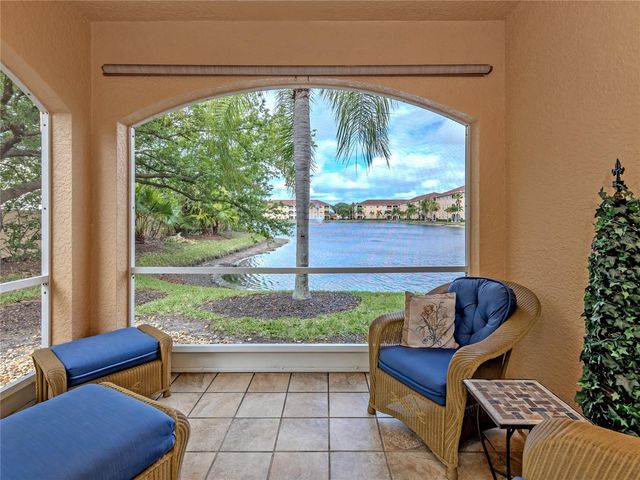 121 N AUBURN ROAD 11, Venice, FL 34292