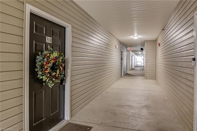 7100 W Friendly Avenue 310, Greensboro, NC 27410