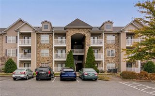 7100 W Friendly Avenue 310, Greensboro, NC 27410