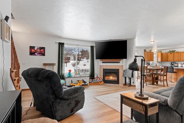 2700 MAPLE HILLS DRIVE, Green Bay, WI 54313